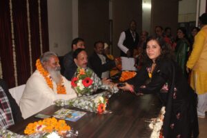 Astrowaqta in media 8